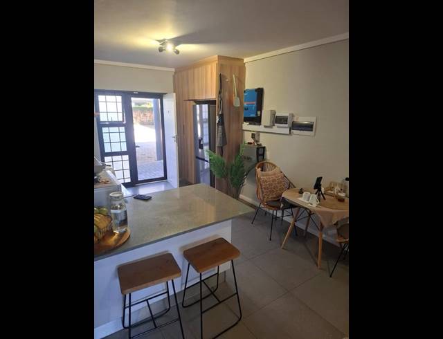 2 BEDROOM PROPERTY TO RENT IN MENLO PARK